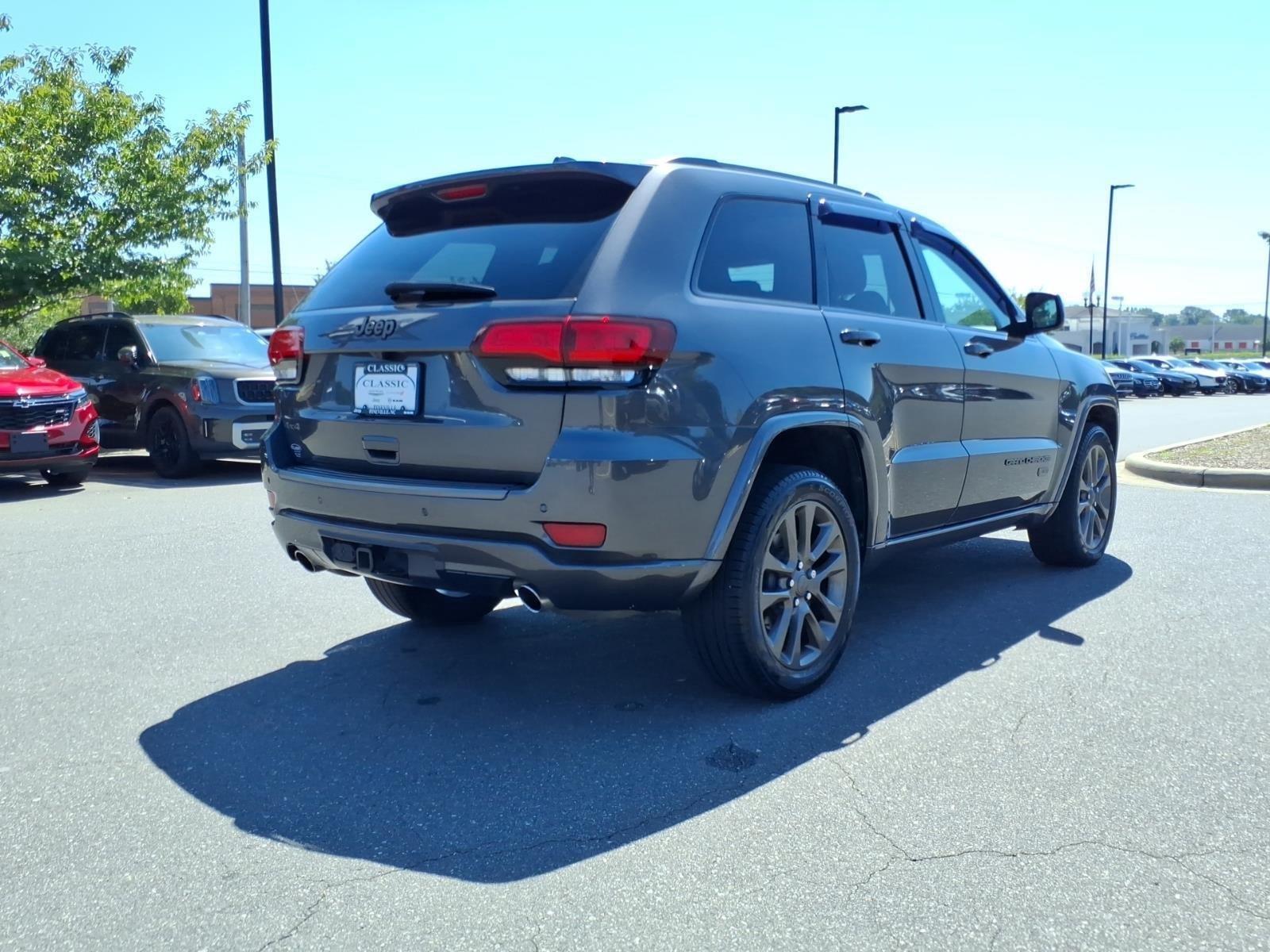Used 2016 Brilliant Black Crystal Pearlcoat Jeep Limited 75th Anniversary image 2