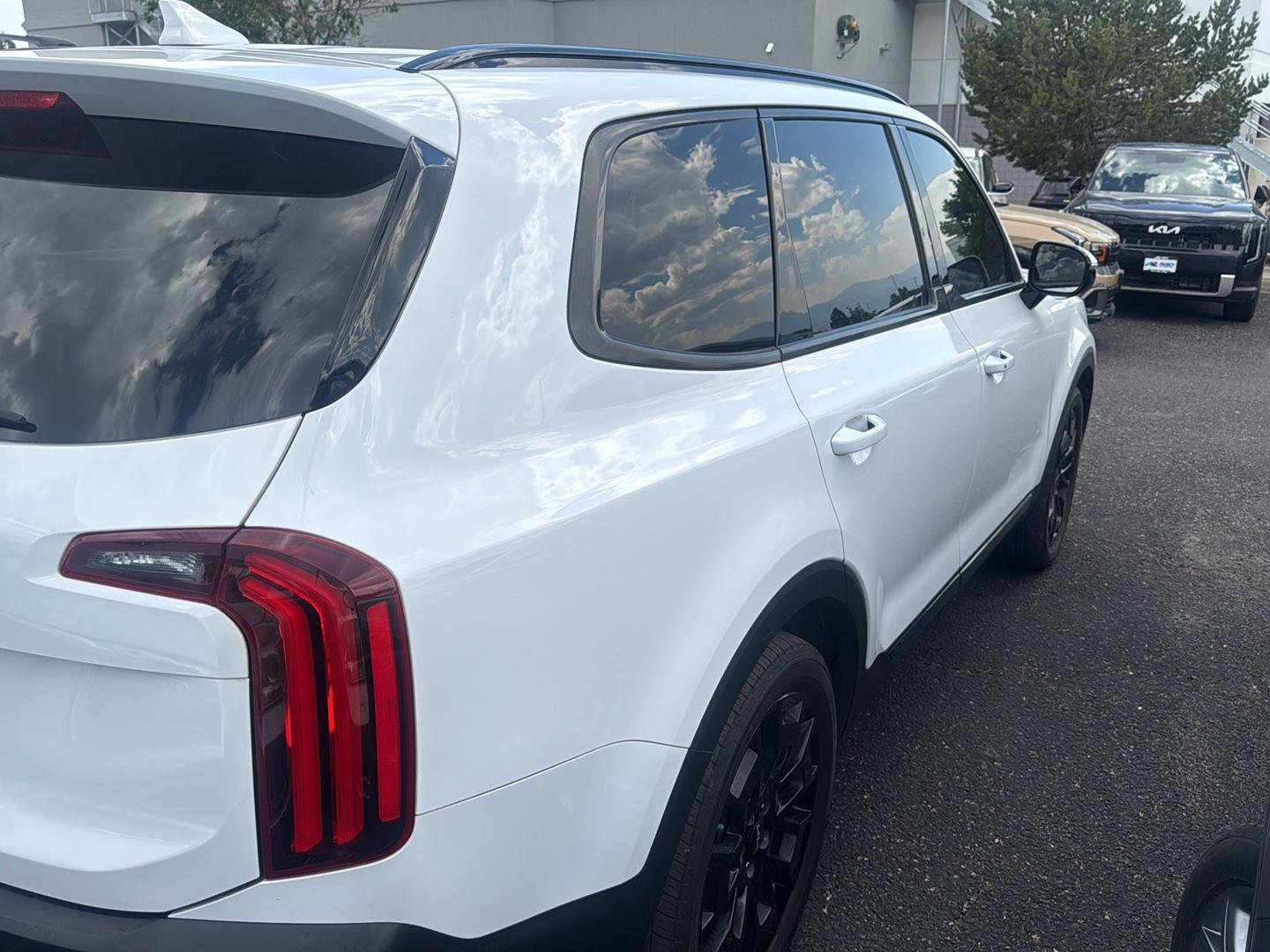 Used 2022 Glacial White Pearl Kia SX image 4