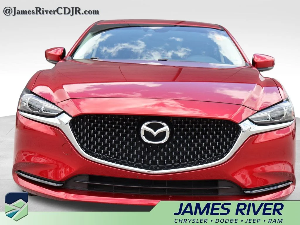 Used 2018 Red Mazda Sport image 7