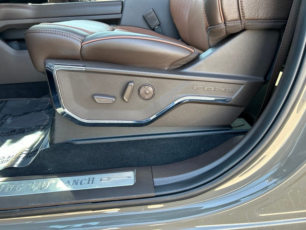 New 2026 Marsh Gray Ford King Ranch image 15