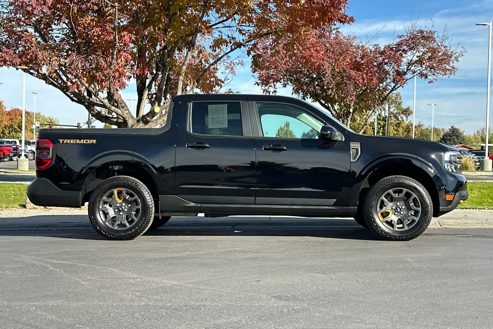 Certified Used 2024 Shadow Black Ford LARIAT Advanced image 8