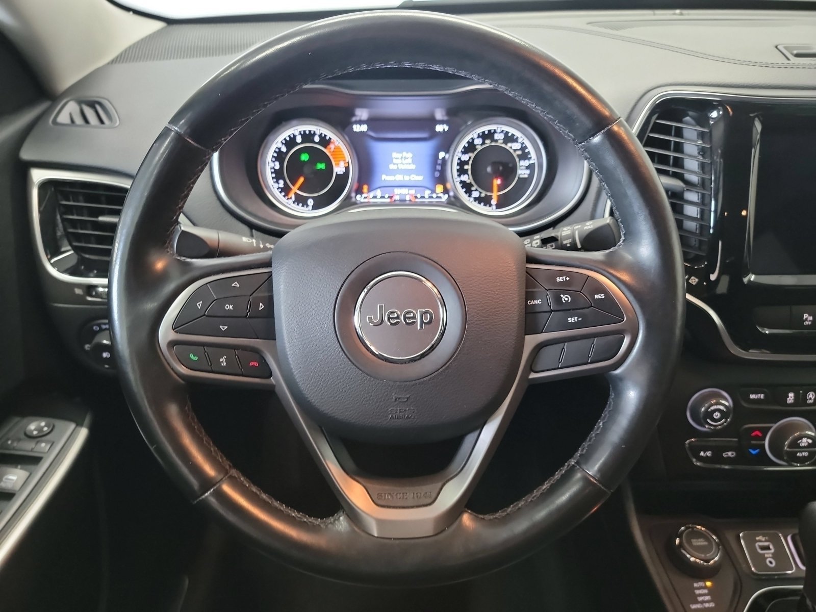 Used 2020 Velvet Red Pearlcoat Jeep Limited image 16