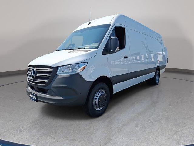 2025 Mercedes-Benz Sprinter Cargo Van