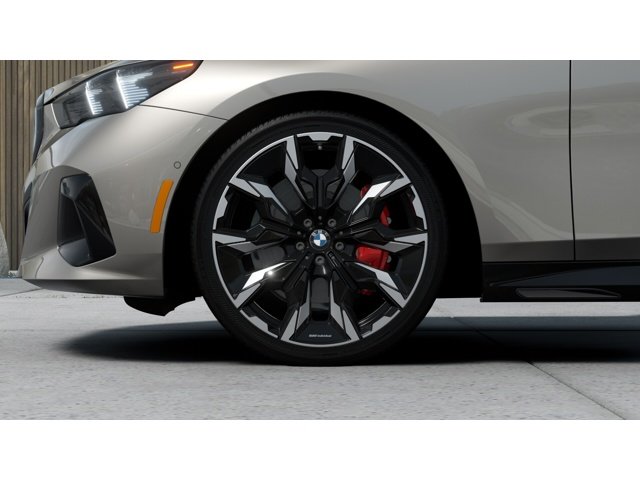 New 2027 Oxide Grey Metallic BMW 530i image 7