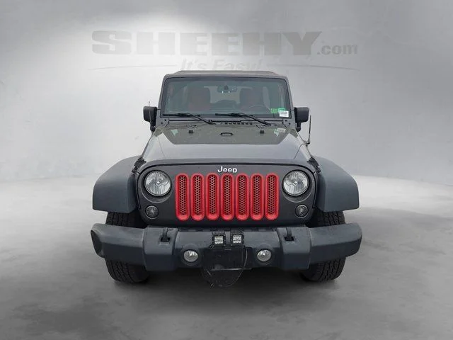 Used 2016 Gray Jeep Unlimited Sport image 18