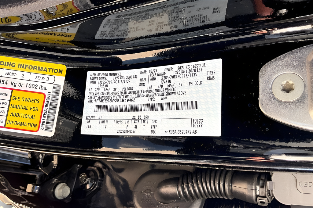 New 2025 Shadow Black Ford Badlands image 13