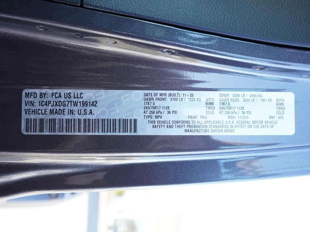 New 2026 Granite Crystal Metallic Clear-Coat Exterior Paint Jeep Sport S image 30