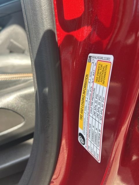 Used 2024 Red GMC AT4 image 41