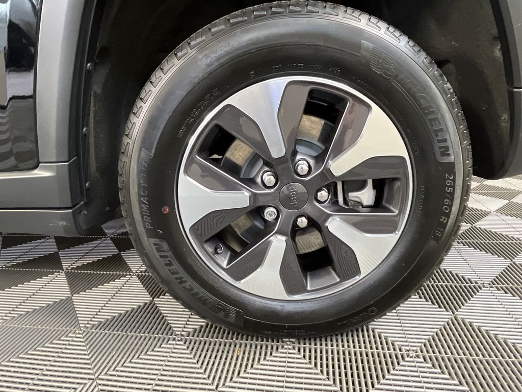 Used 2024 Black Jeep 4xe image 16