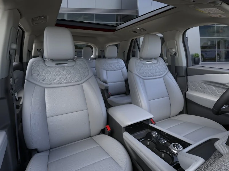 New 2026 Rapid Red Metallic Tinted Clearcoat Ford Platinum™ image 10