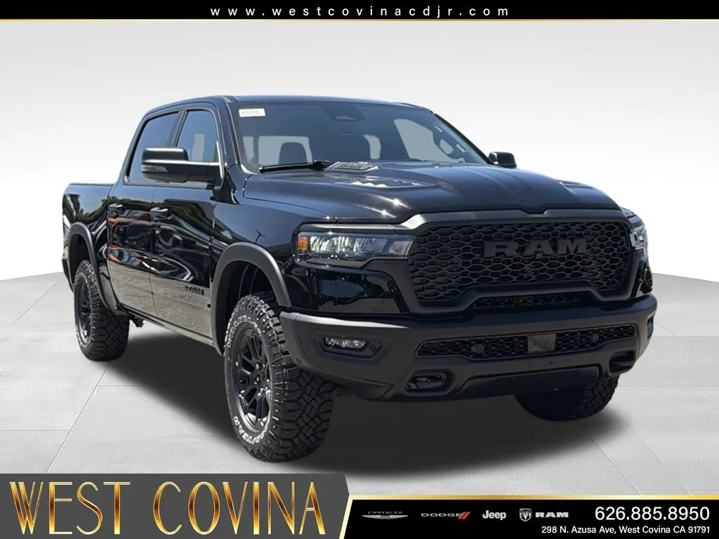 New 2026 Diamond Black Crystal Pearl-Coat Exterior Paint RAM Rebel image 4