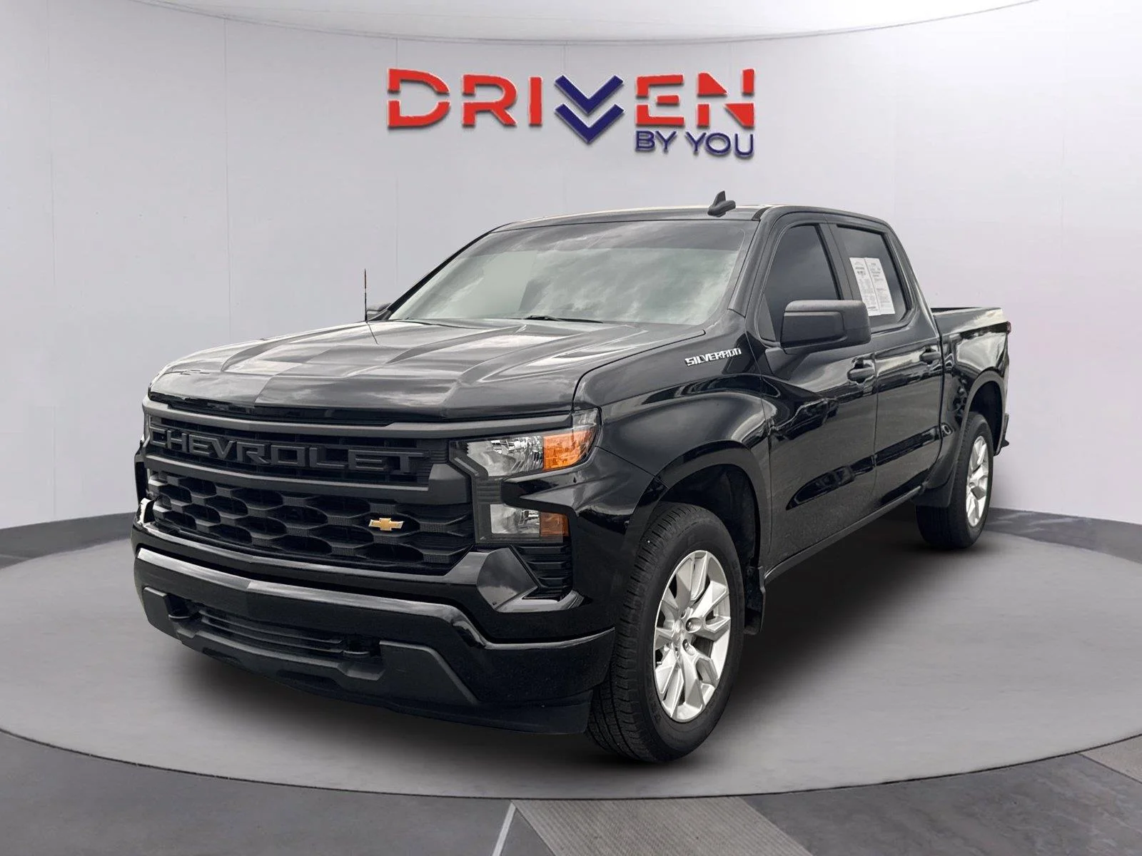 Used 2024 Black Chevrolet Custom image 7