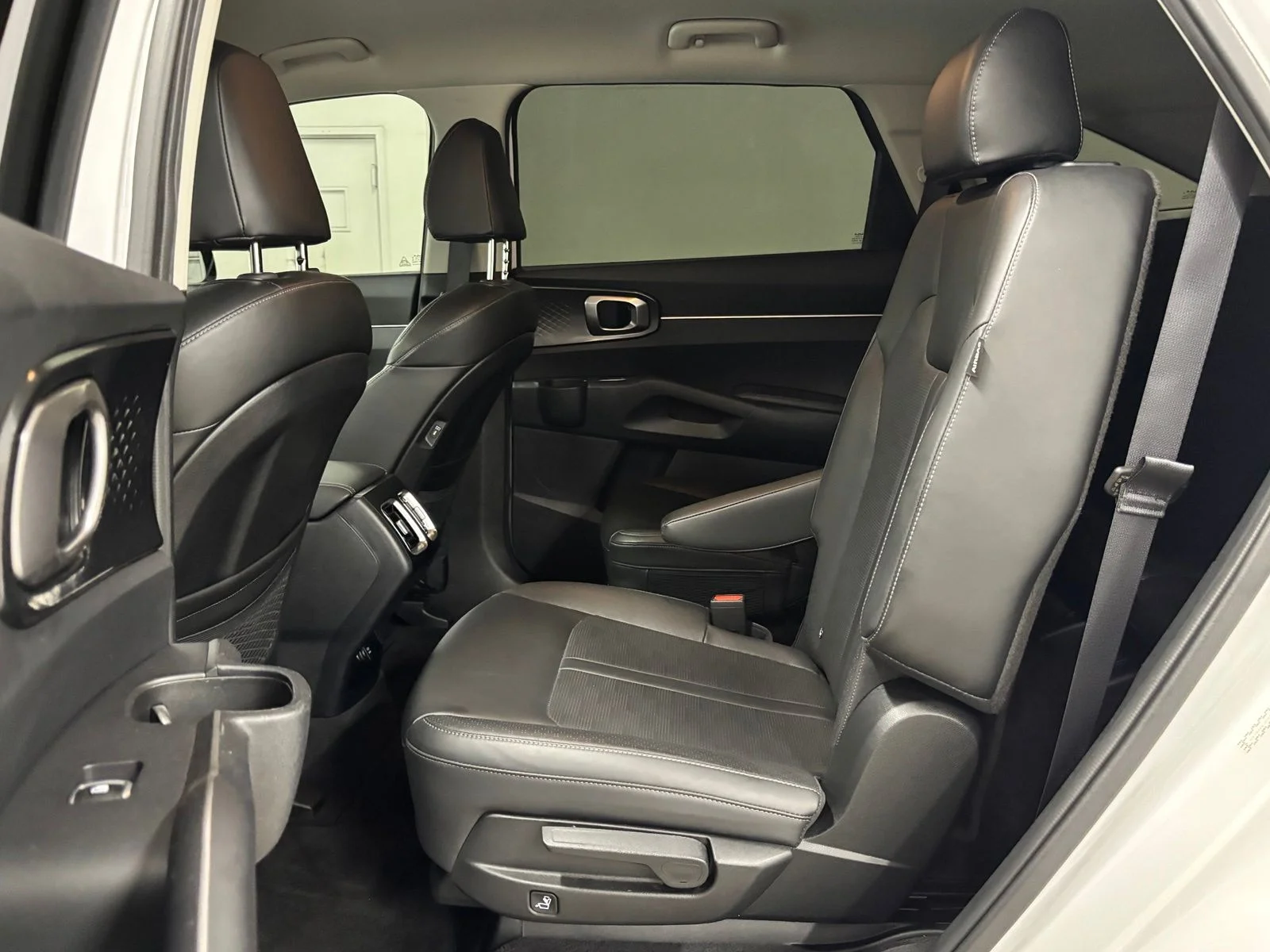 Used 2025 White Kia EX image 20