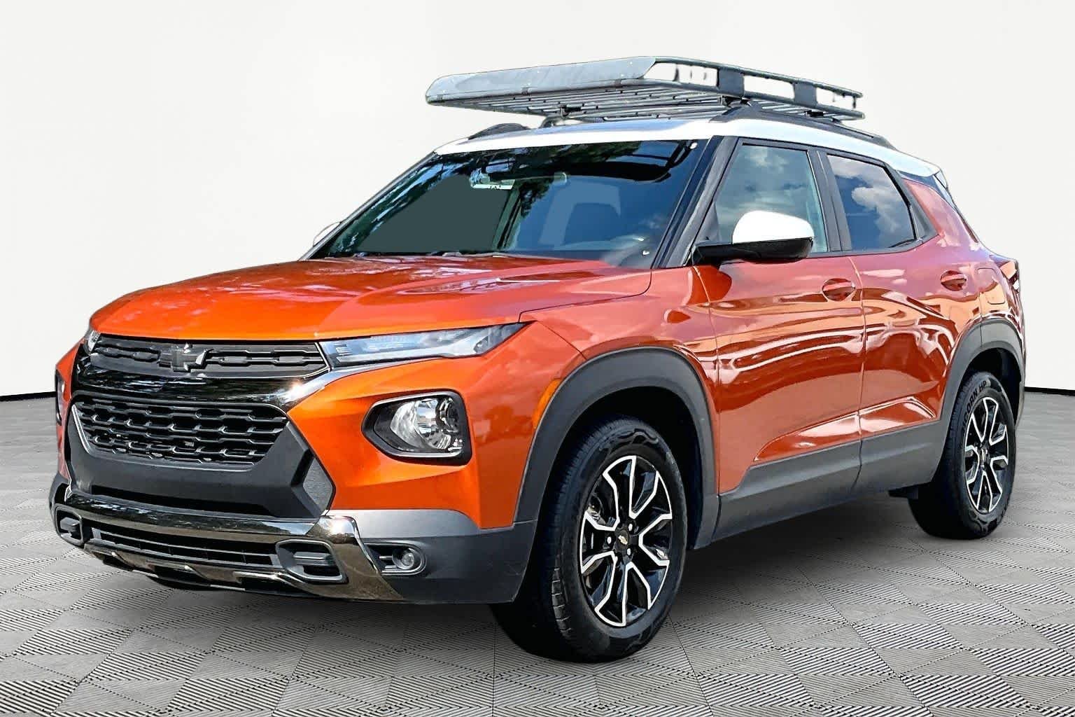 Used 2023 Vivid Orange Metallic Chevrolet ACTIV image 3