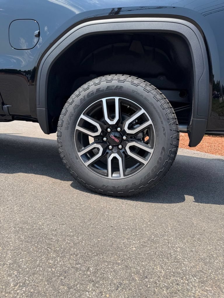 2026 GMC Sierra 1500 AT4 - Photo 8
