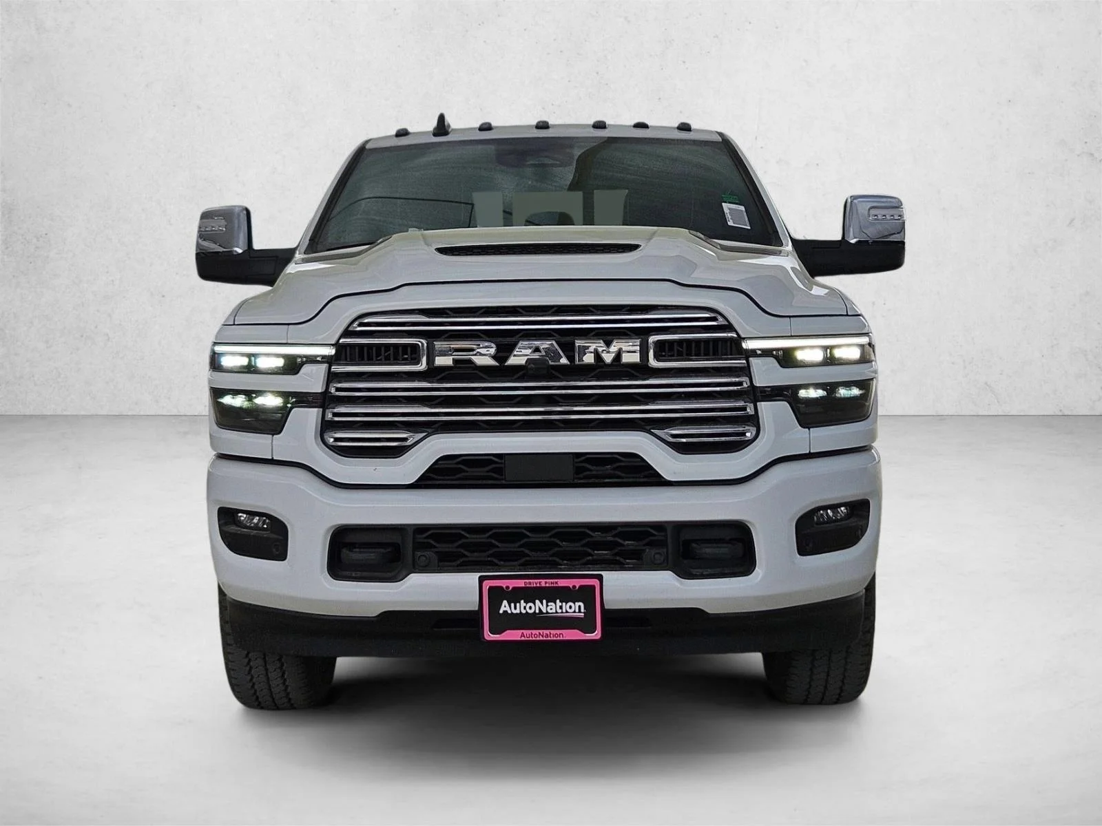New 2026 Bright White Clear-Coat Exterior Paint RAM Laramie image 6
