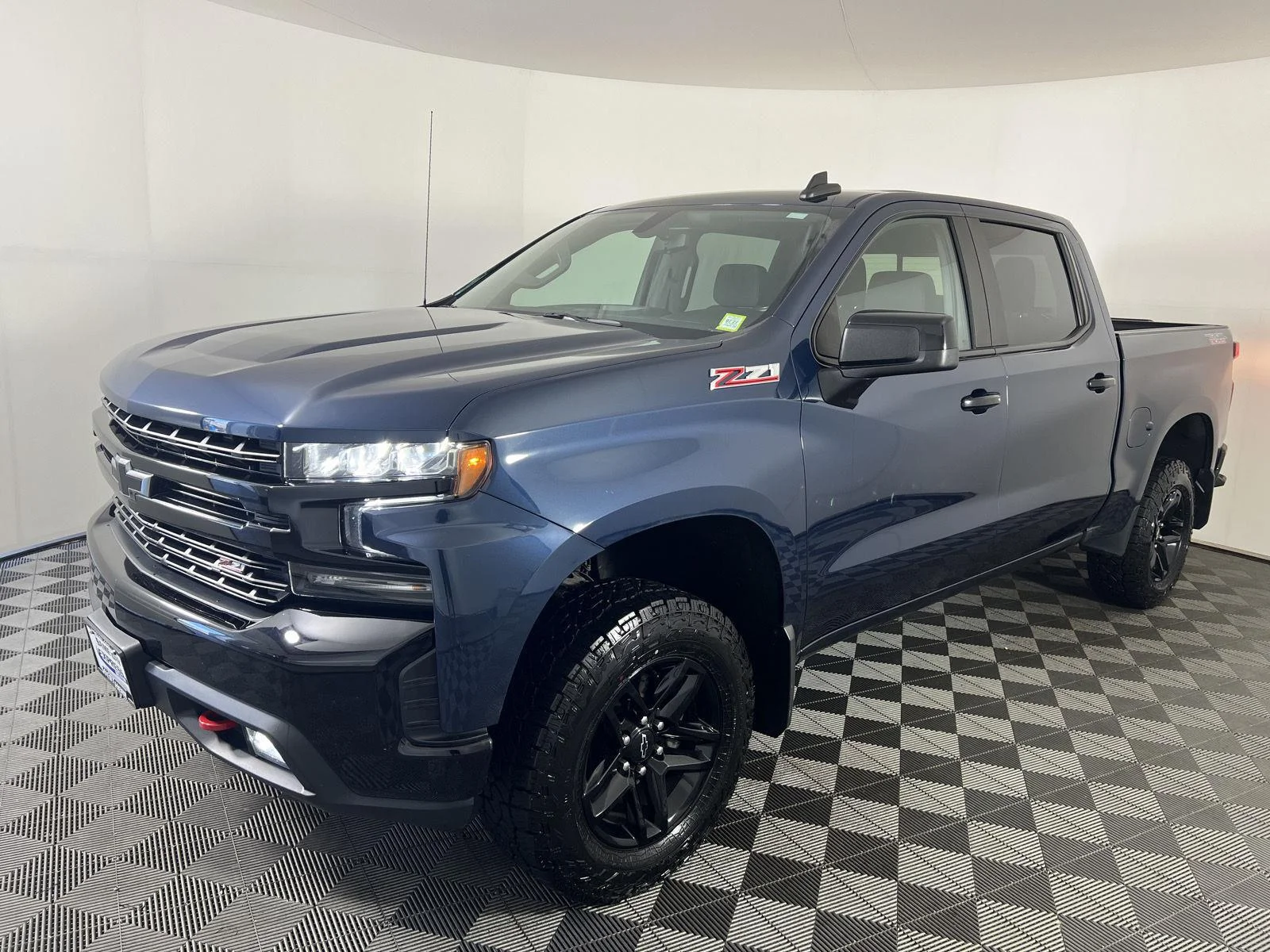 Used 2021 Northsky Blue Metallic Chevrolet LT Trail Boss image 23