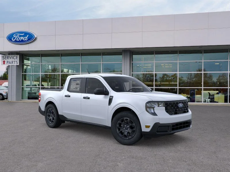 New 2025 Space White Metallic Ford XLT image 38