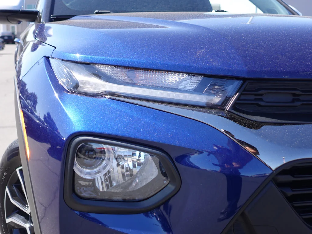 Used 2022 Blue Glow Metallic Chevrolet ACTIV image 3