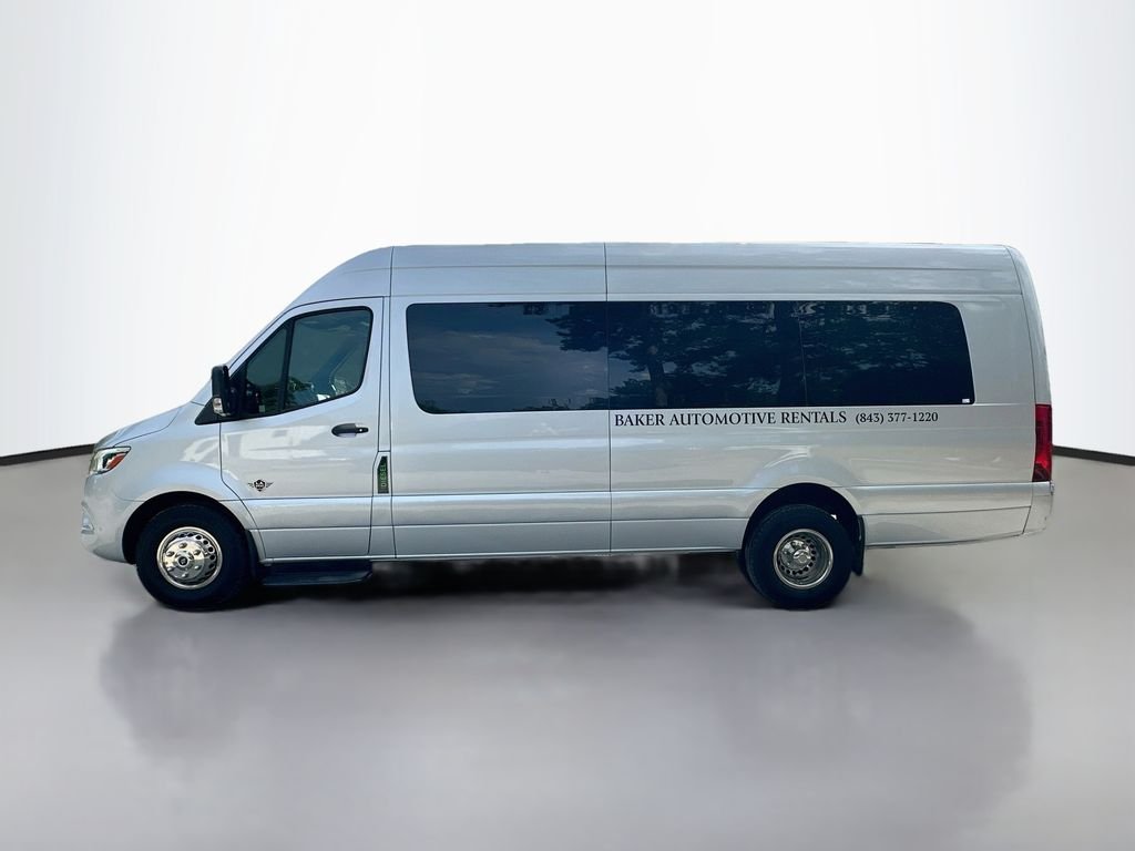 Used 2023  Mercedes-Benz LA West 15 Passenger image 2