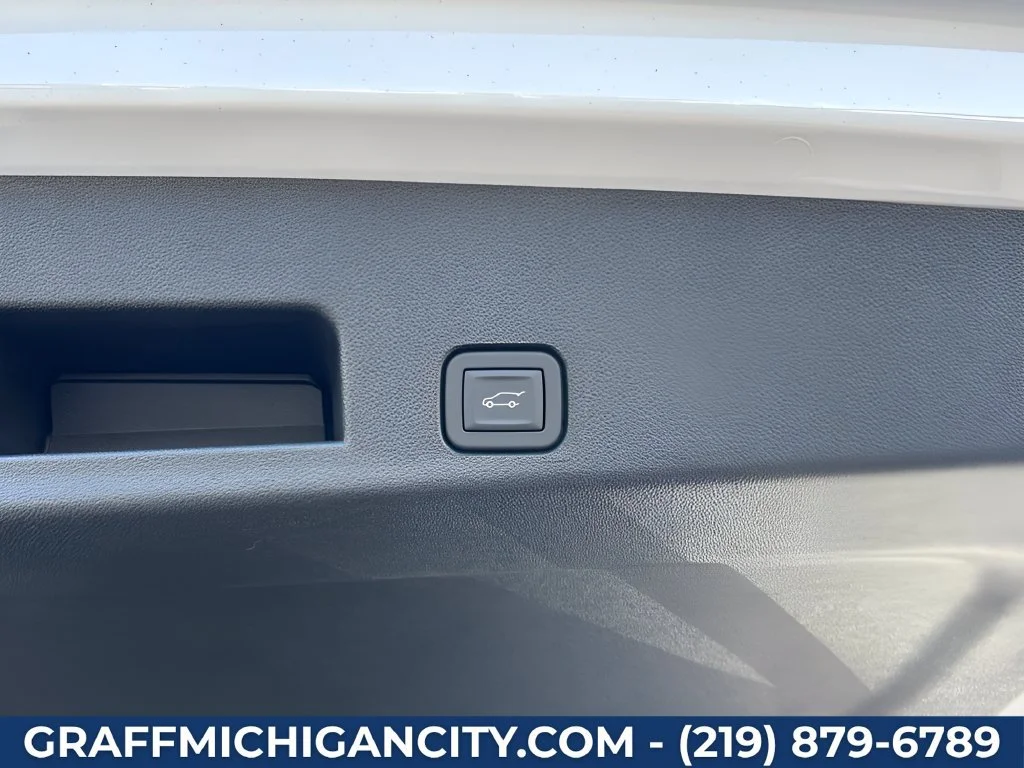 2027 GMC Acadia Elevation - Photo 44