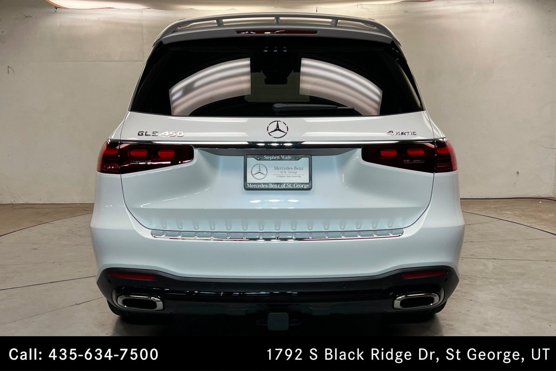 Certified Used 2026 MANUFAKTUR Moonlight White Metallic Mercedes-Benz GLS 450 image 5