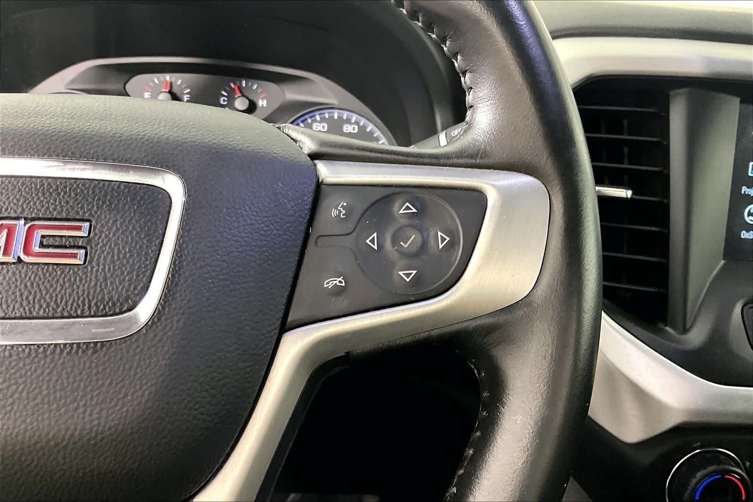 Used 2019 Summit White GMC SLE image 24
