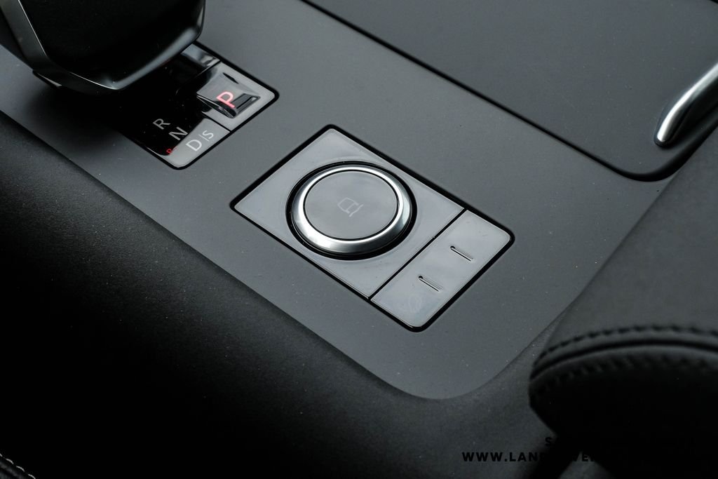 New 2026 Charente Grey Prem Met Land Rover S image 25