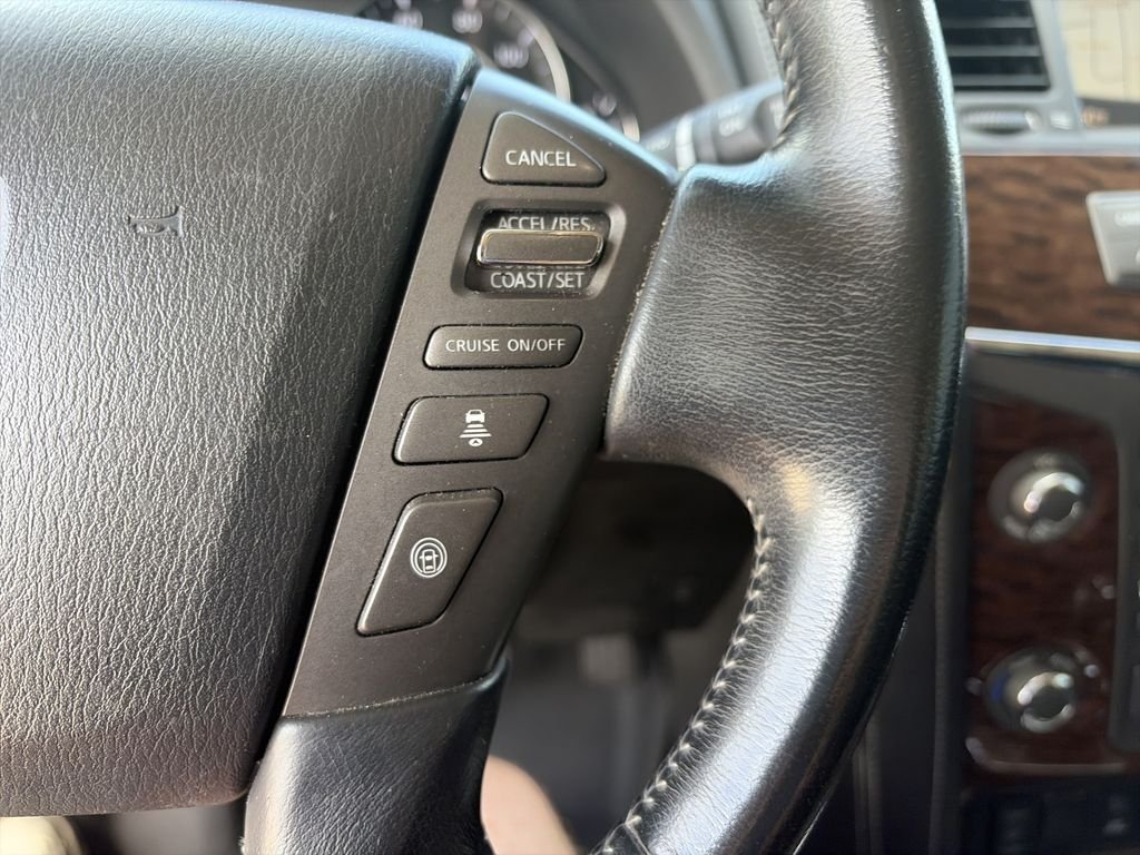 Used 2020 Gray Nissan SL image 21