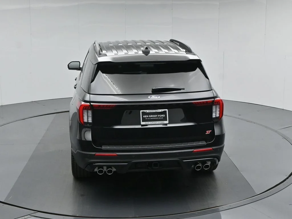 New 2026 Agate Black Metallic Ford ST image 42
