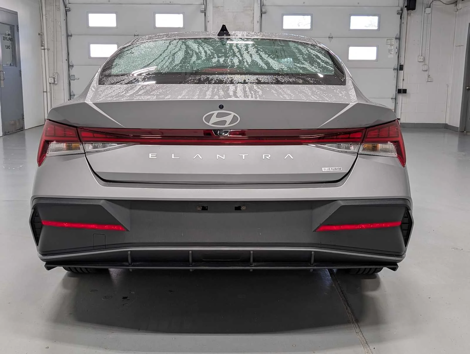 Used 2025 Fluid Metal Hyundai Blue image 8