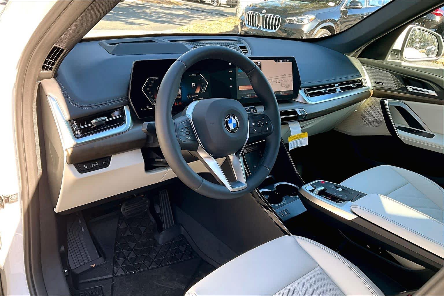 Used 2026 Mineral White Metallic BMW xDrive28i image 8