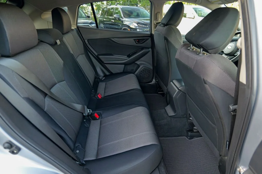 Used 2023 Ice Silver Metallic Subaru Base image 31