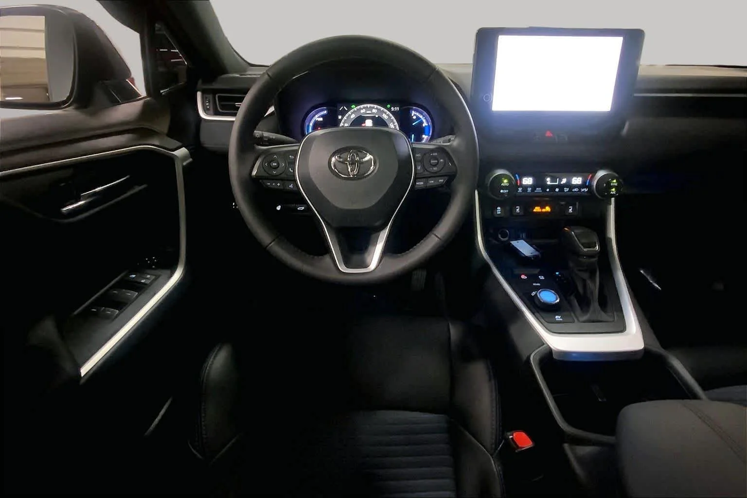 Used 2025 Magnetic Gray Metallic/Midnight Black Metallic Toyota Hybrid XSE image 6