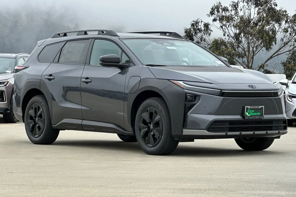 New 2026 Pavement Toyota  image 2