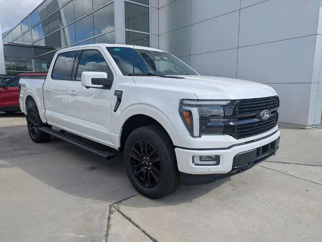 New 2026 Star White Metallic Tri-Coat Ford Platinum image 36