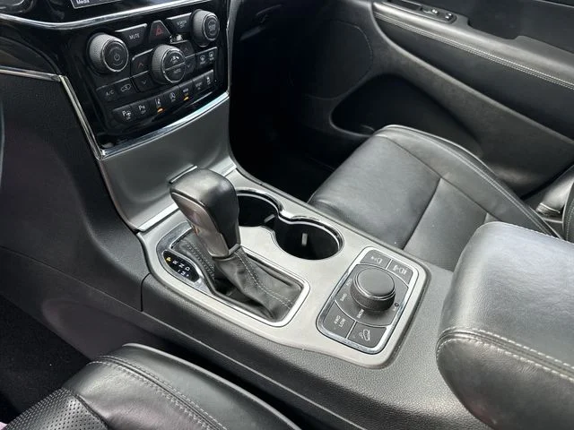 Used 2020 Gray Jeep Overland image 24
