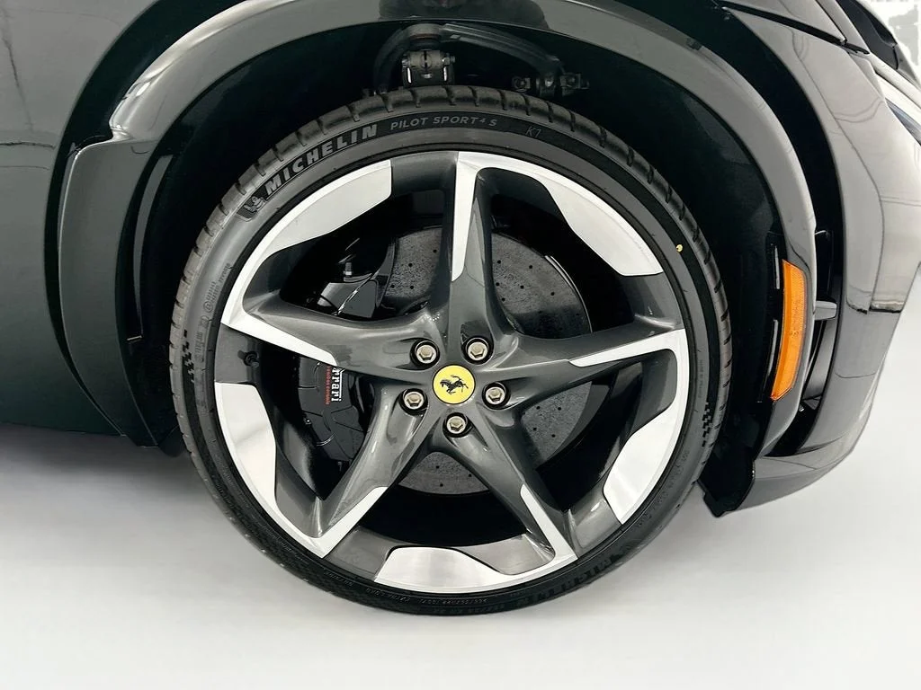 Used 2026 Nero Ferrari  image 32