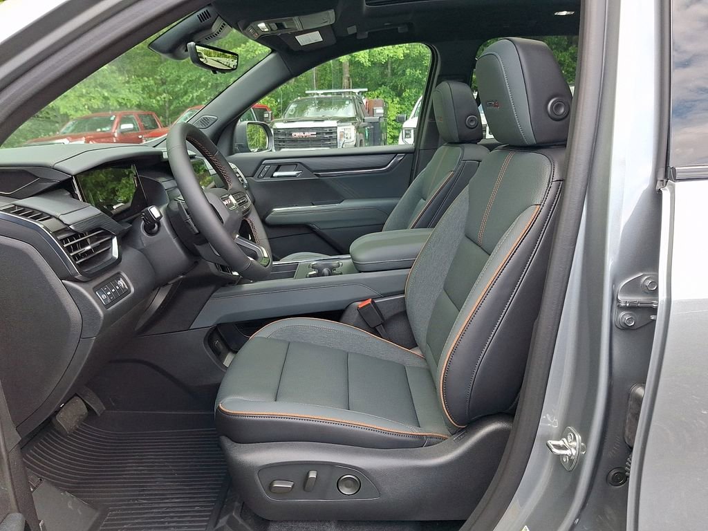 New 2026 Sterling Metallic GMC AT4 image 7