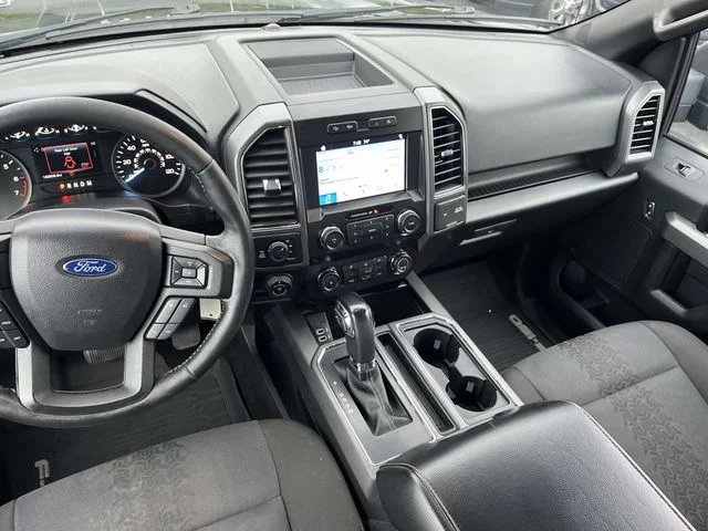 Used 2019 Black Ford XLT image 13