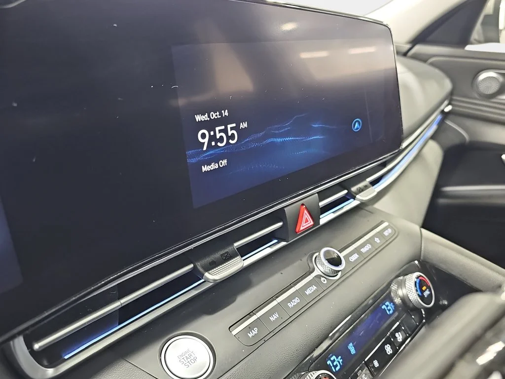 Used 2023 Silver Hyundai Limited image 22