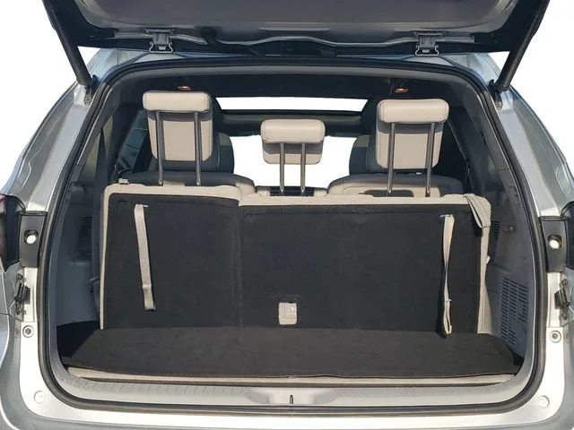 Used 2017 Celestial Silve Toyota Limited image 29