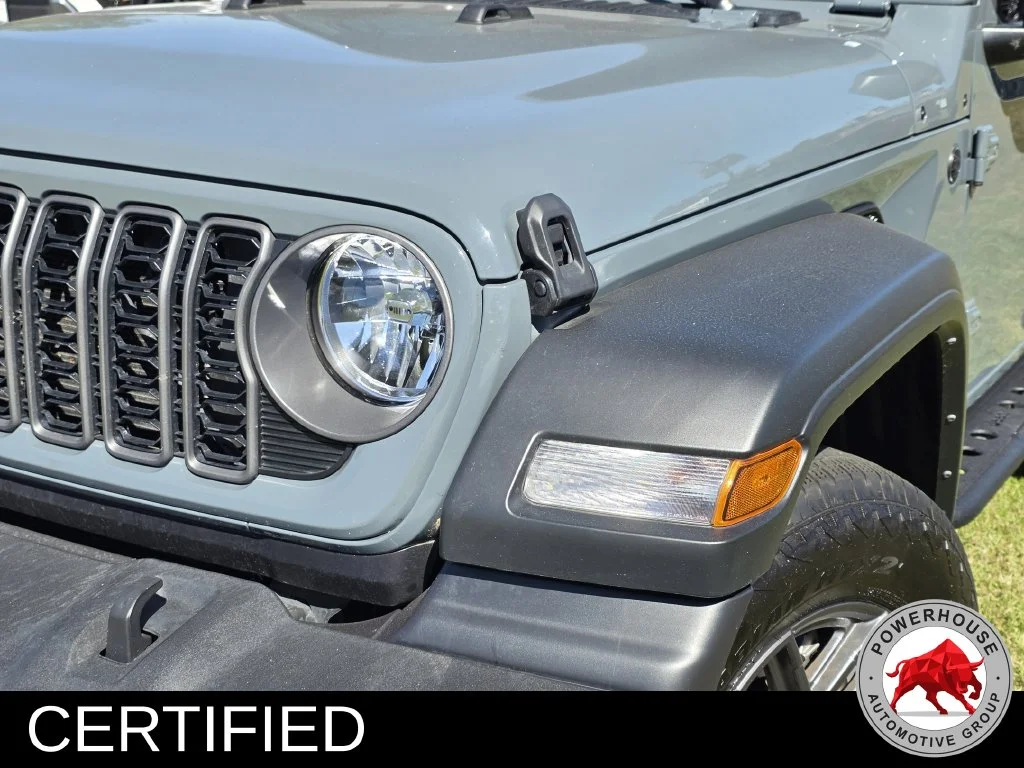 Used 2025 Gray Jeep Sport S image 11