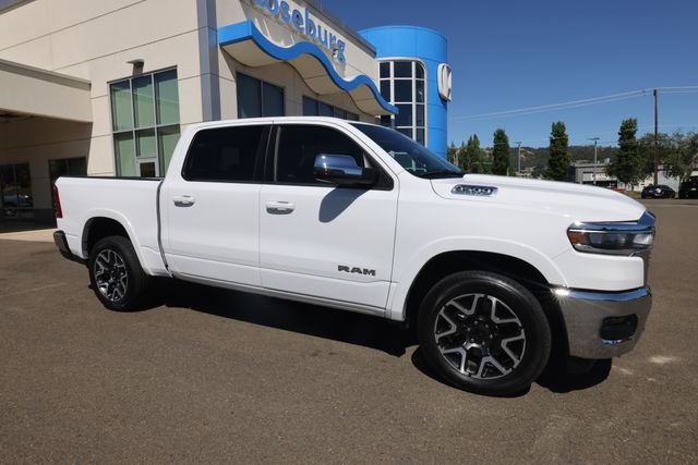 2025 RAM 1500 Laramie 4x4 Crew Cab 5'7's photo