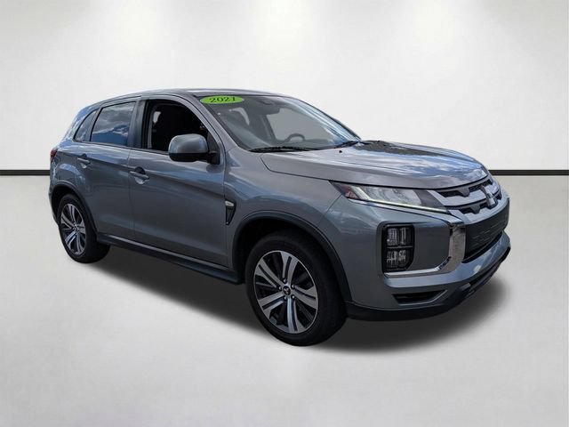 Used 2021 Mercury Gray Metallic Mitsubishi 2.0 ES image 2