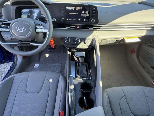 New 2026 Blue Hyundai SE image 17