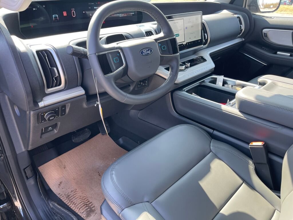 New 2026 Dark Matter Gray Metallic Ford Active image 6