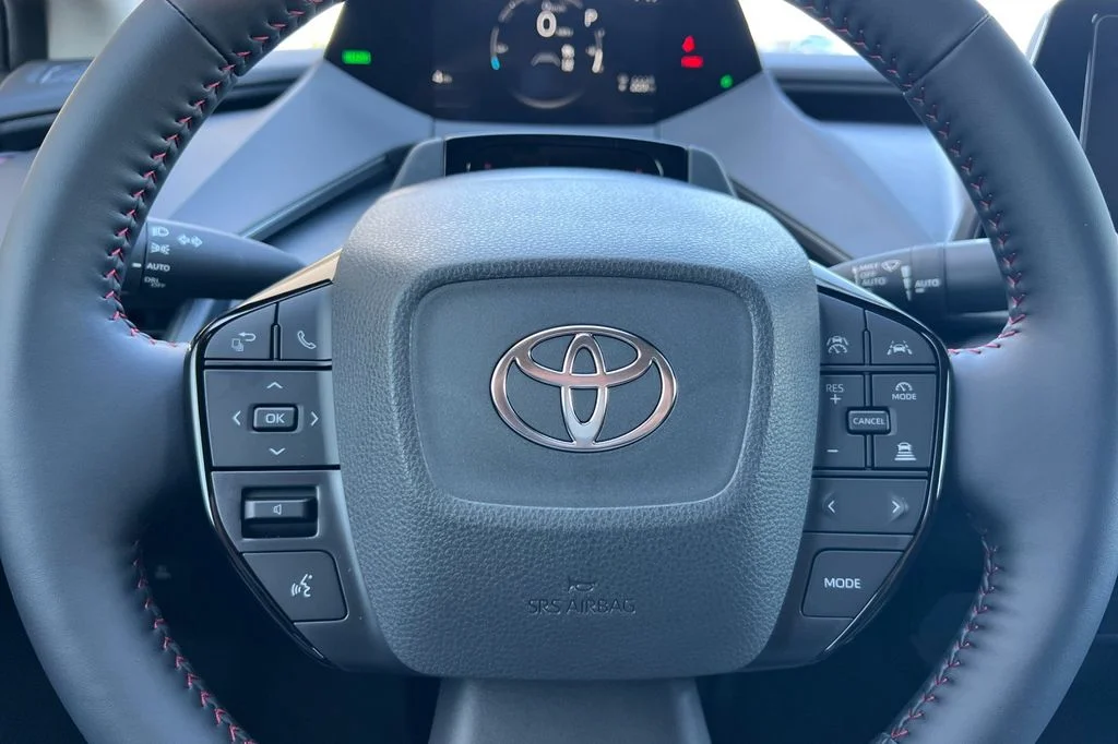 New 2026 Wind Chill Pearl Toyota XSE image 23