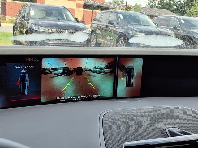 New 2026 Infinite Black Metallic Clearcoat Lincoln Reserve image 4