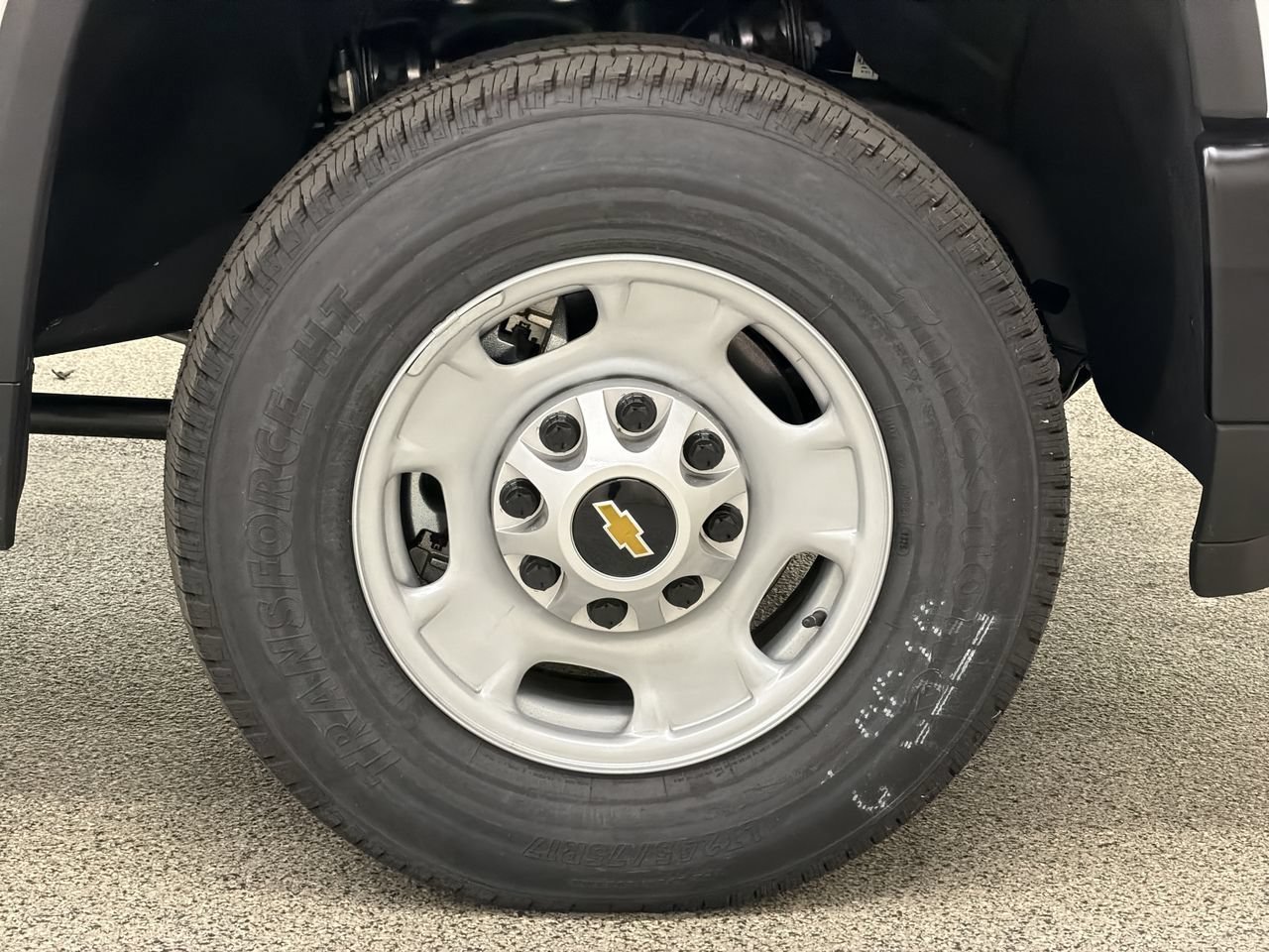 New 2026 Summit White Chevrolet WT image 10